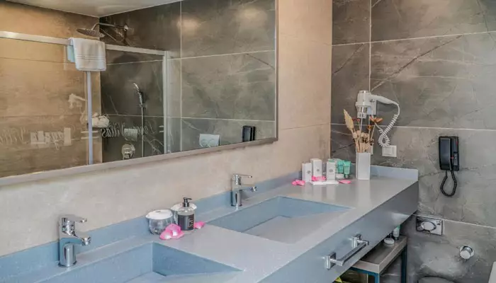 هتل رویال وینگز آنتالیا